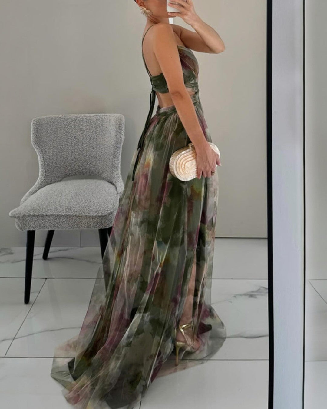 Izabela | Zachwycająca Maxi Sukienka w Kwiaty