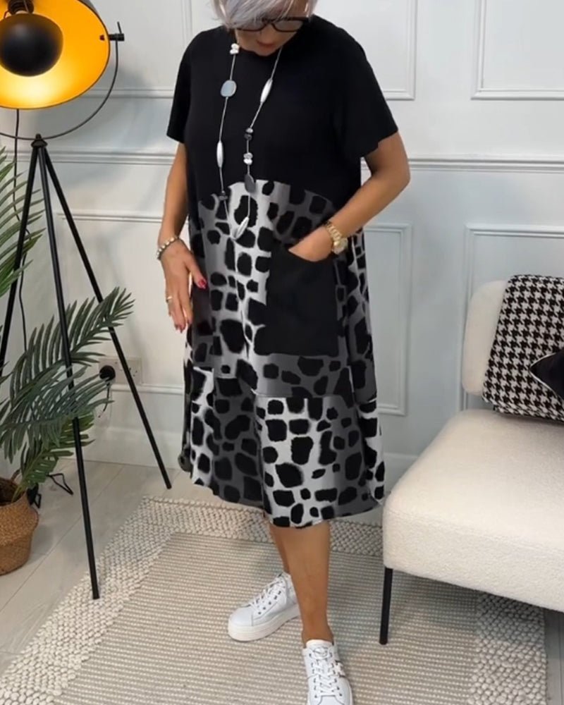 Marta Sukienka Midi z Kontrastowym Nadrukiem