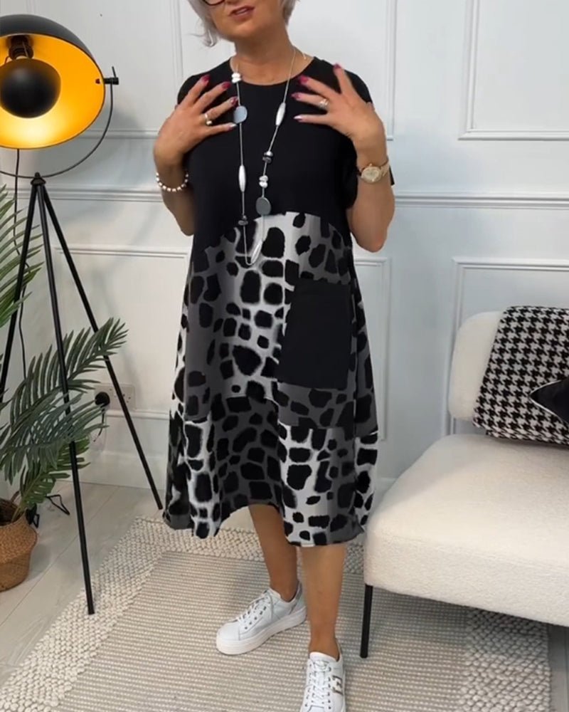 Marta Sukienka Midi z Kontrastowym Nadrukiem