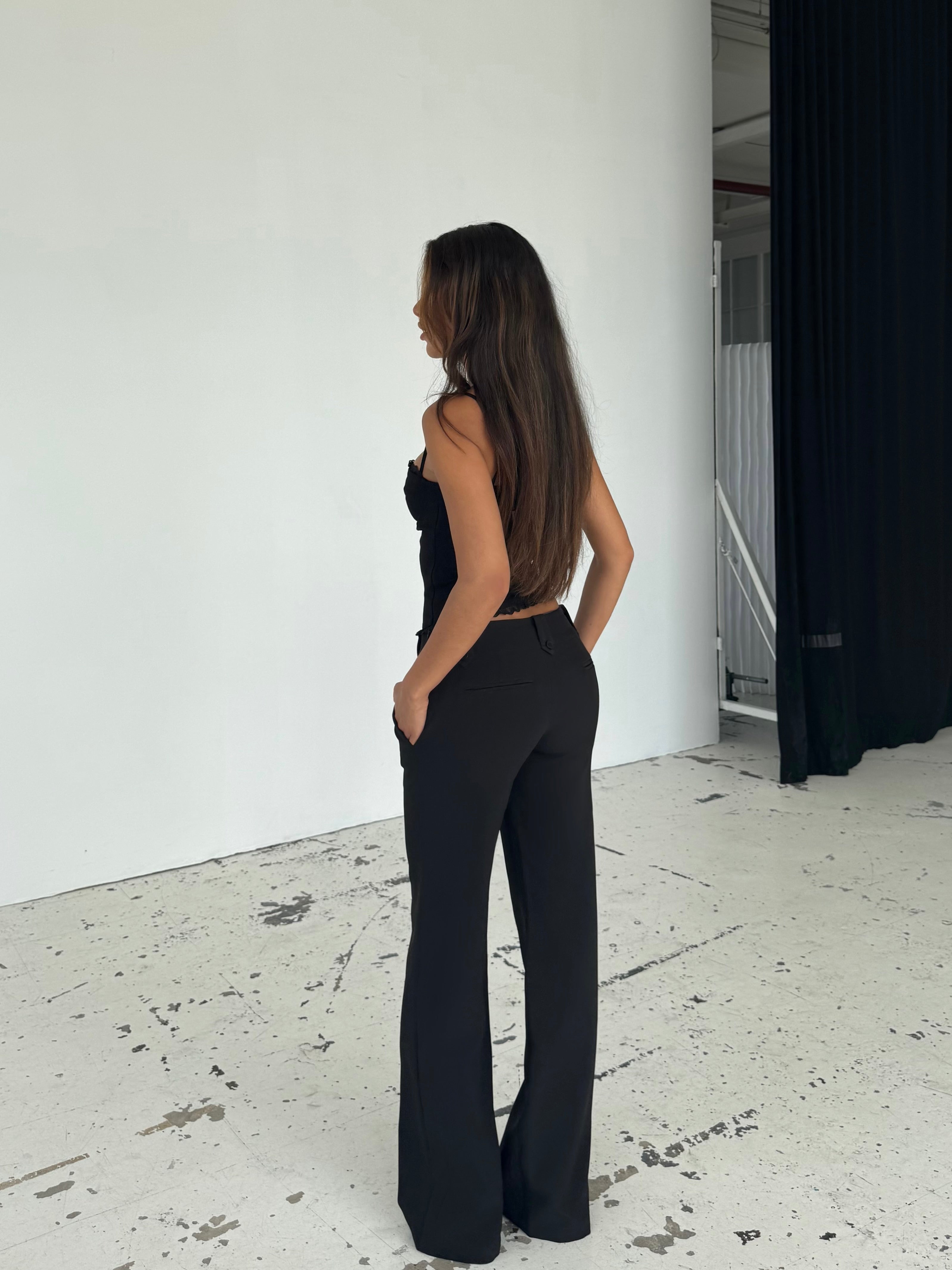 TALL Spodnie Button z niskim stanem – Czarne