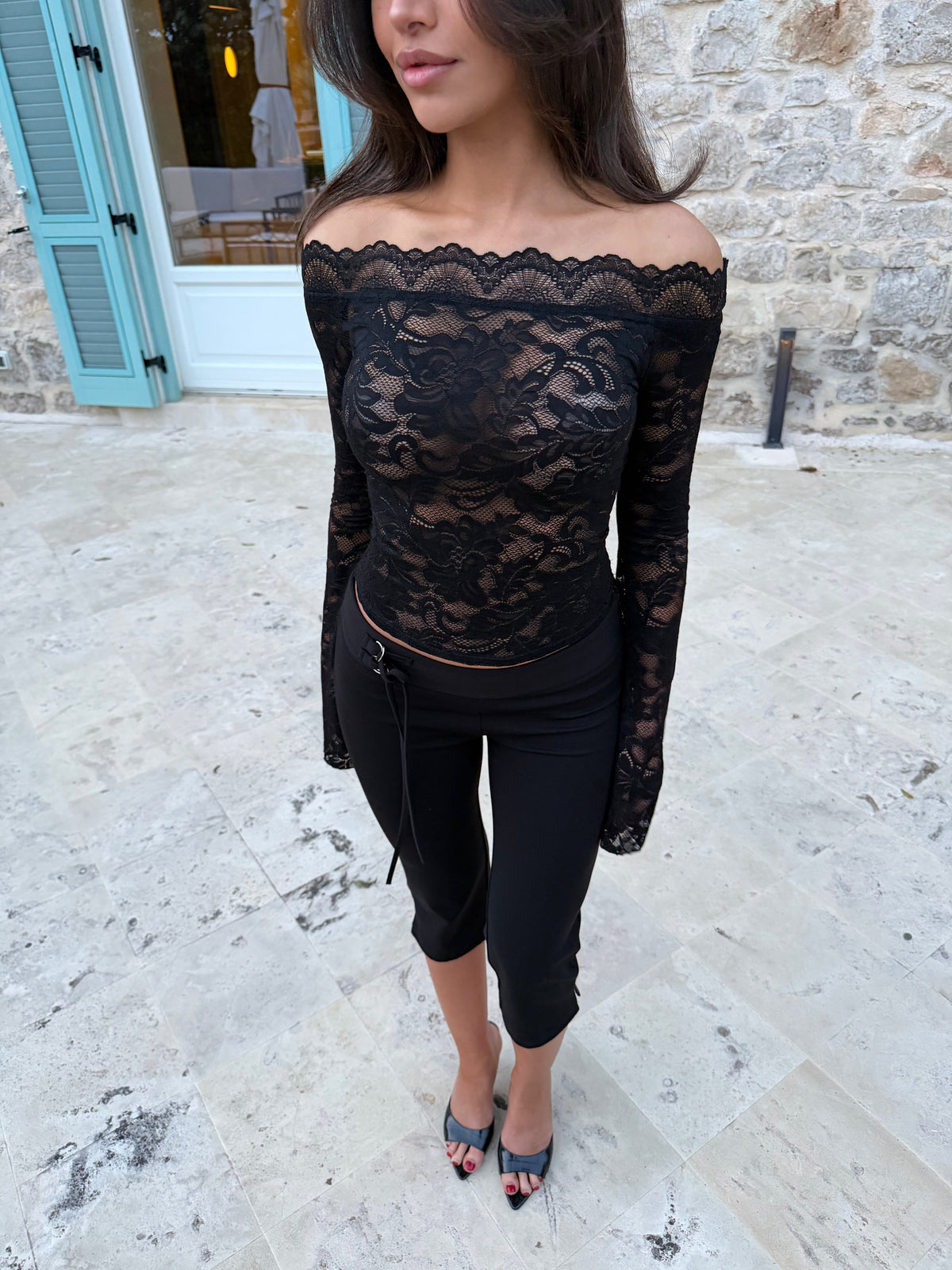 Buckle Spodnie Capri – Czarne