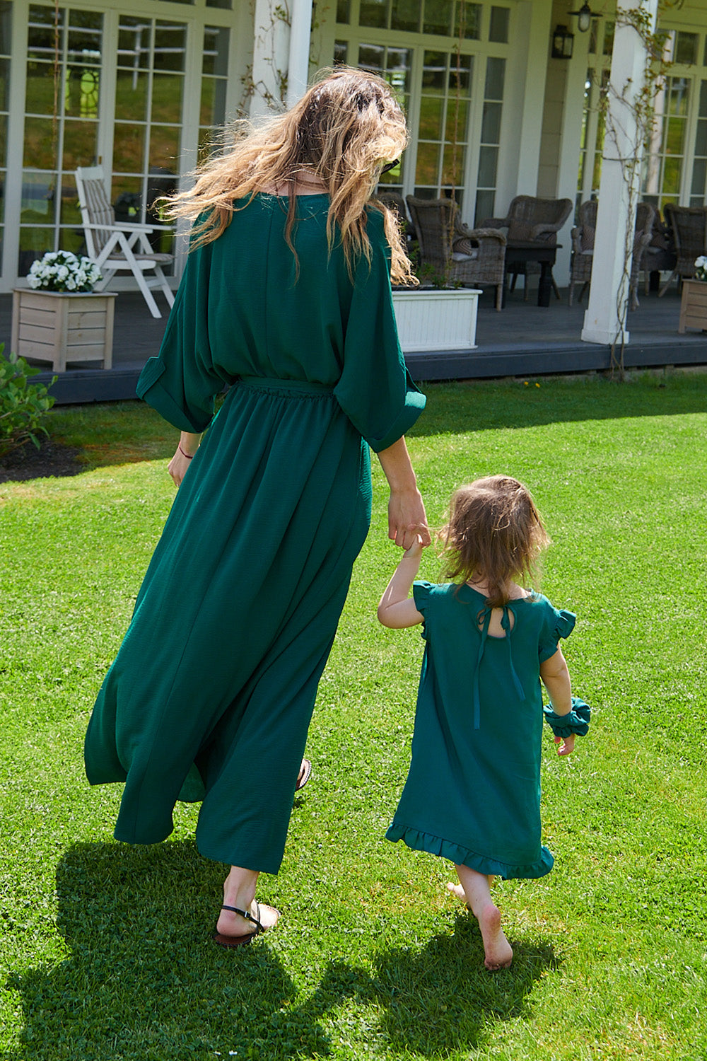 Long dress with a tie Emerald Dream